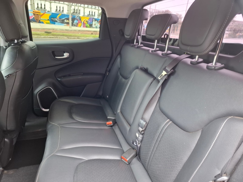fiat toro 2.0 16v turbo diesel volcano 4wd at9 5p automatico 20237