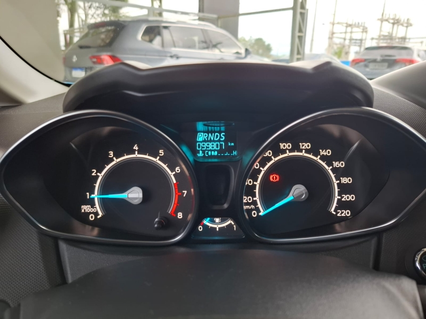 ford fiesta 1.6 ti-vct flex titanium plus powershift 4p automatico 20188
