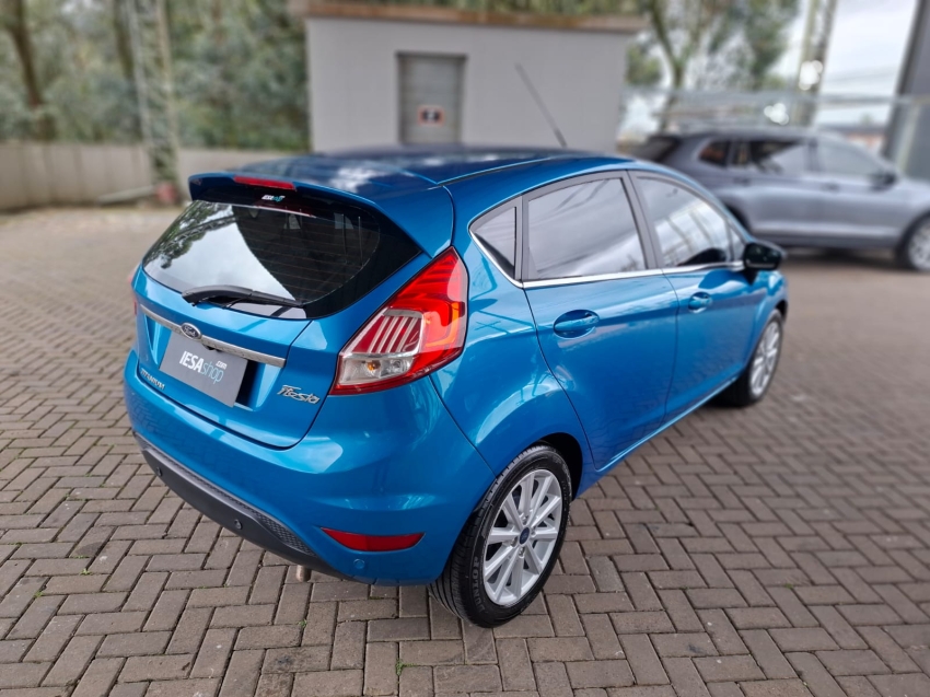ford fiesta 1.6 ti-vct flex titanium plus powershift 4p automatico 20185