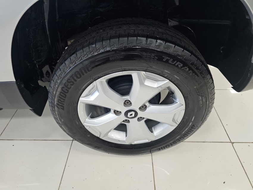 renault duster 1.6 16v sce flex intense plus x-tronic 4p automatico 202414