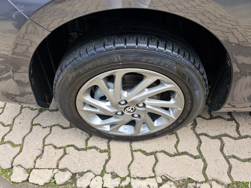toyota yaris 1.5 16v flex sedan xs connect multidrive 4p automatico 202314