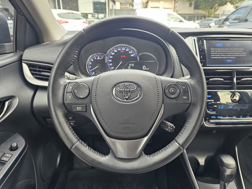 toyota yaris 1.5 16v flex sedan xs connect multidrive 4p automatico 20239