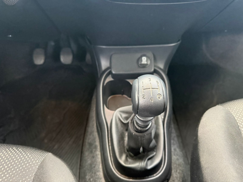 fiat mobi 1.0 evo flex like. manual 4p 20238