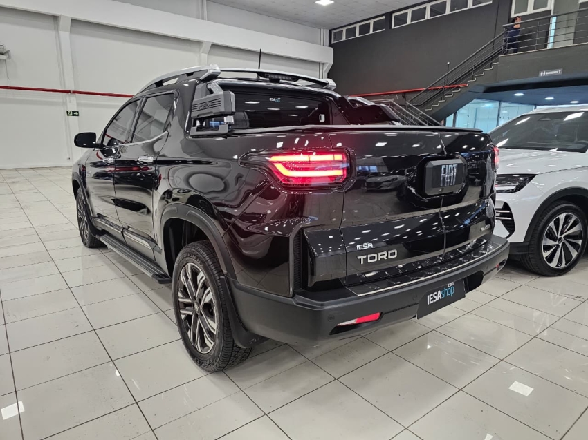 fiat toro 2.2 turbo diesel volcano 4wd at9 4p automatico 20253