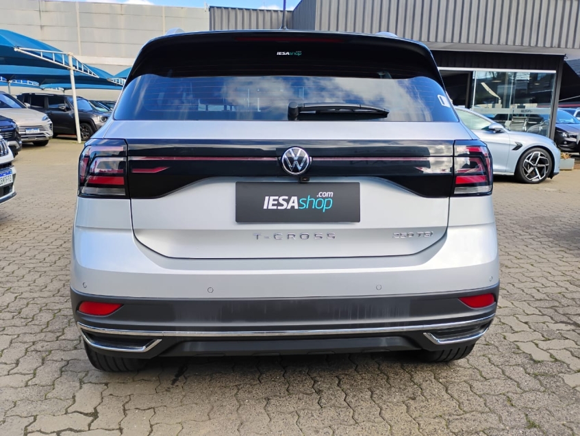 volkswagen t-cross 1.4 250 tsi total flex highline automatico 4p 20234