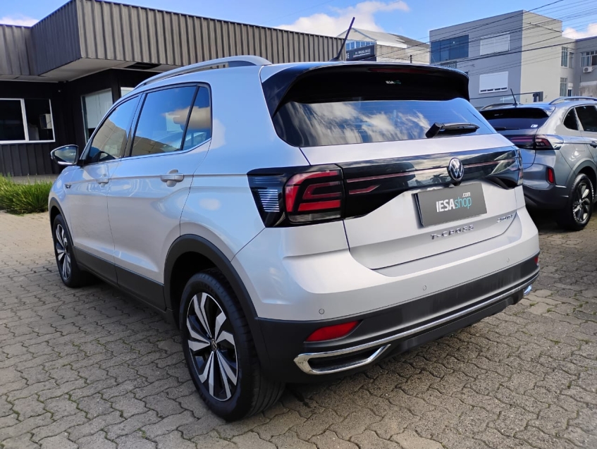 volkswagen t-cross 1.4 250 tsi total flex highline automatico 4p 20233