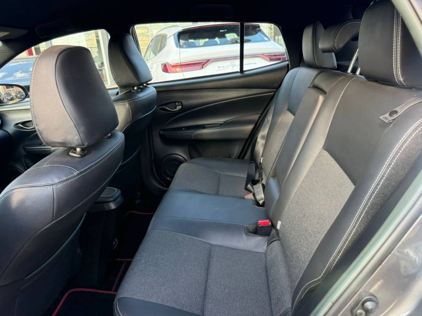 toyota yaris 1.5 16v flex xs connect multidrive 4p automatico 20237