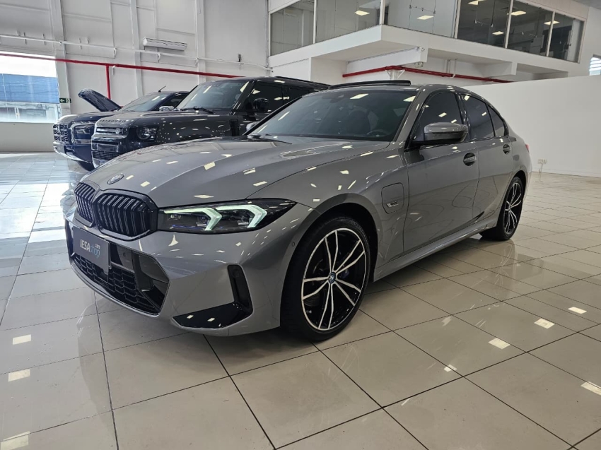 bmw 330e 2.0 16v turbo hibrido m sport automatico 4p 2024