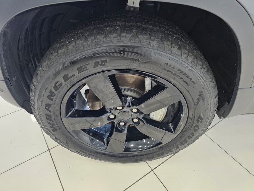 land rover defender 3.0 d300 turbo diesel mhev 110 hse awd automatico 4p 202414