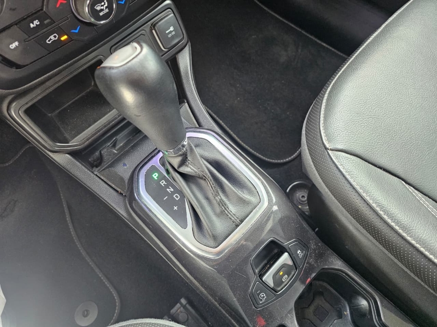 jeep renegade 1.3 t270 turbo flex longitude at6 5p automatico 202211