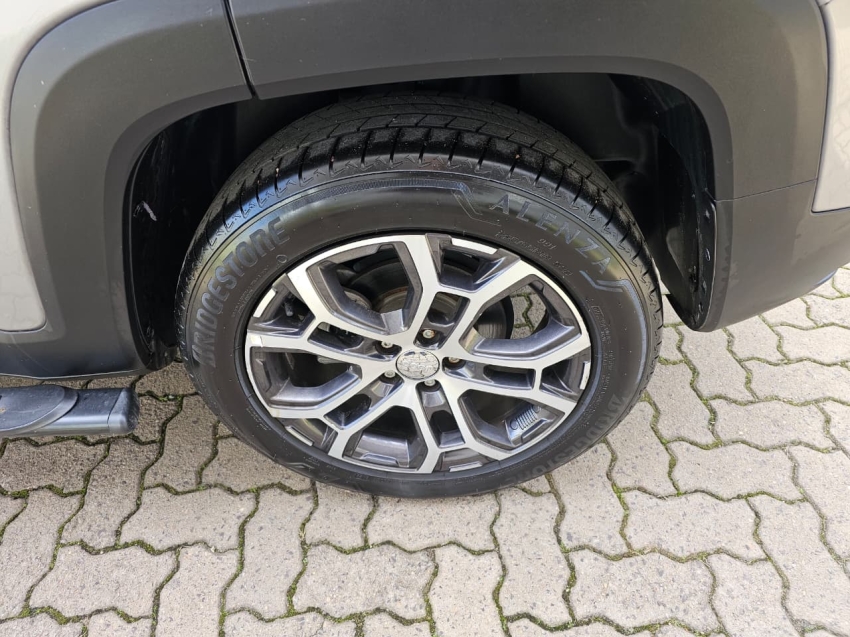 jeep renegade 1.3 t270 turbo flex longitude at6 5p automatico 202214