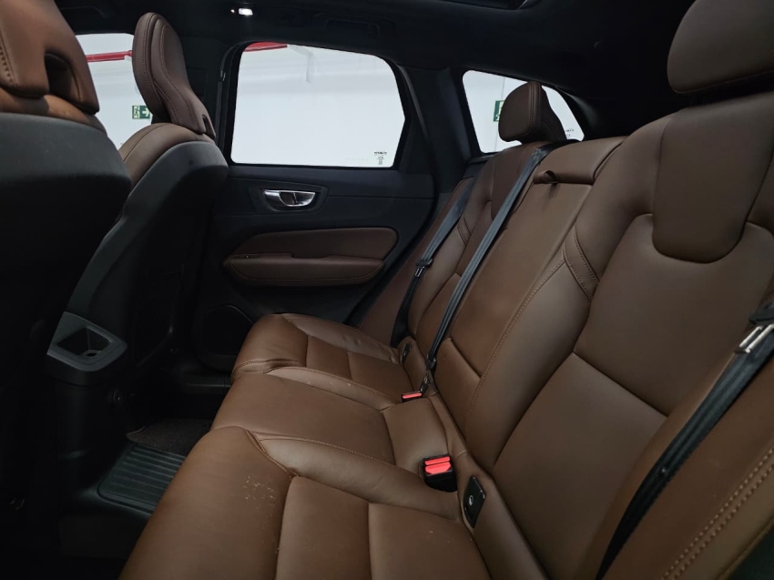 volvo xc60 2.0 t8 recharge ultimate awd geartronic 1.9 hibrido 5p automatico 20247