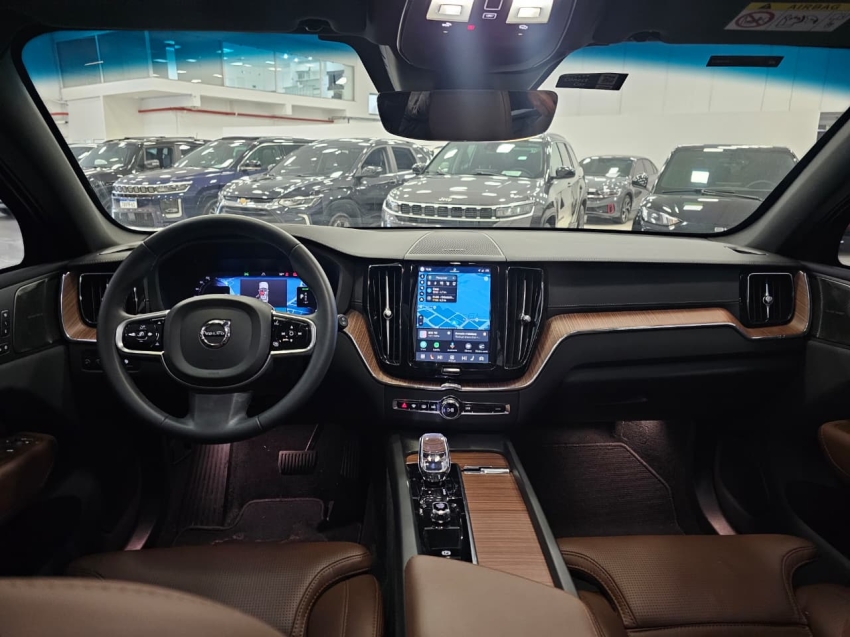 volvo xc60 2.0 t8 recharge ultimate awd geartronic 1.9 hibrido 5p automatico 202413
