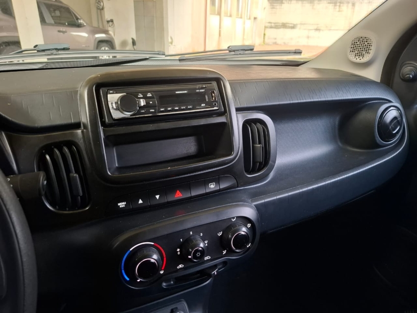 fiat mobi 1.0 evo flex like. manual 4p 202210