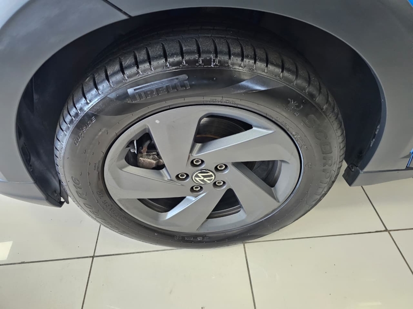 volkswagen nivus 1.0 200 tsi total flex comfortline automatico 4p 202613