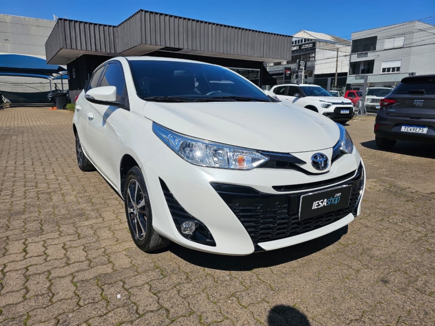 toyota yaris 1.5 16v flex xs multidrive 4p automatico 20192