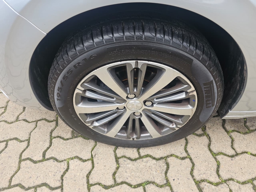 peugeot 208 1.6 griffe 16v flex 4p automatico 5p 201915