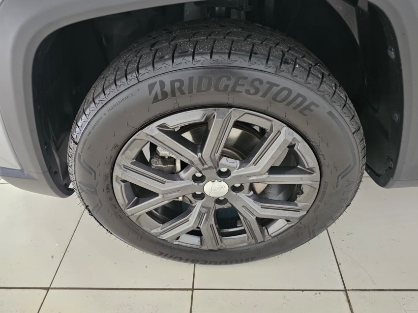 jeep commander 1.3 t270 turbo flex longitude at6 4p automatico 202613