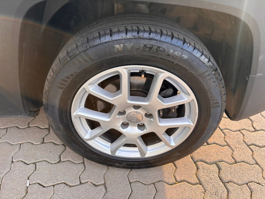 jeep renegade 1.8 16v flex sport 4p automatico 202112