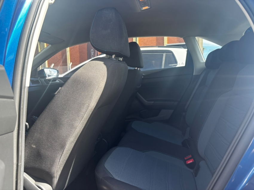 volkswagen nivus 1.0 200 tsi total flex comfortline automatico 4p 20227