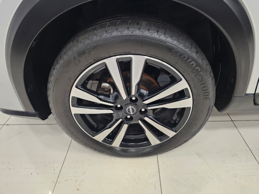 nissan kicks play 1.6 16v flexstart sense xtronic flex 4p automatico 202514