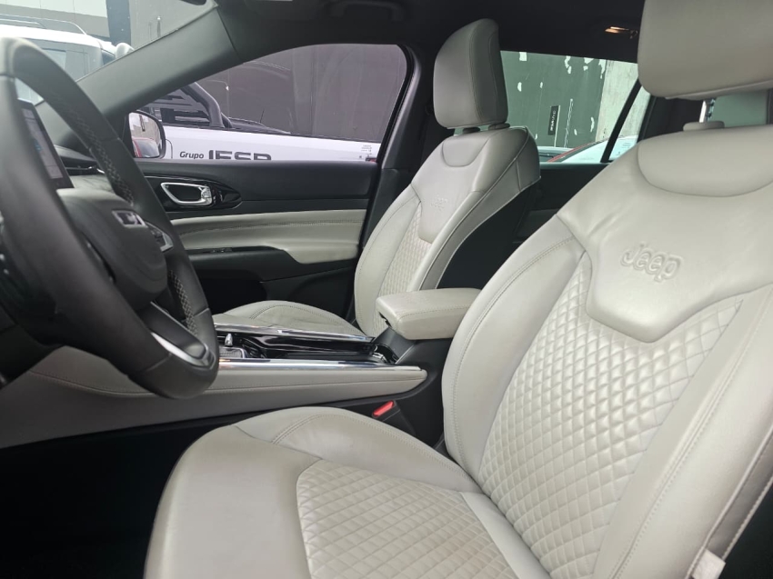 jeep commander 2.0 td380 turbo diesel overland at9 4p automatico 20226