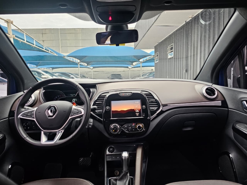 renault captur 1.3 tce flex iconic x-tronic 4p automatico 202213