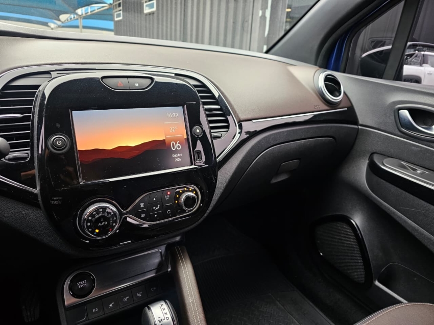 renault captur 1.3 tce flex iconic x-tronic 4p automatico 202212