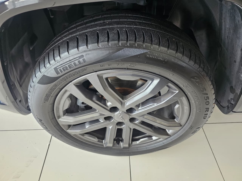 jeep commander 2.0 hurricane 4 turbo gasolina overland at9 4p automatico 202514