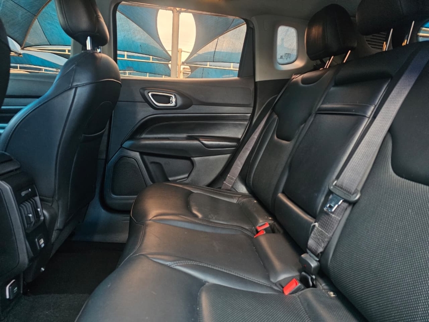 jeep compass 1.3 t270 turbo flex longitude at6 4p automatico 20227