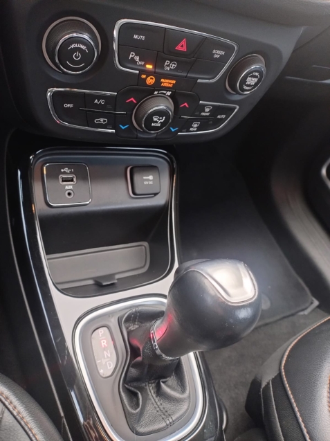 jeep compass 2.0 16v flex limited automatico 4p 202010