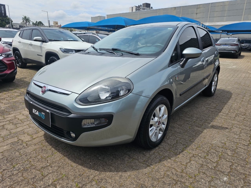 fiat punto 1.4 attractive 8v flex 4p manual 2017