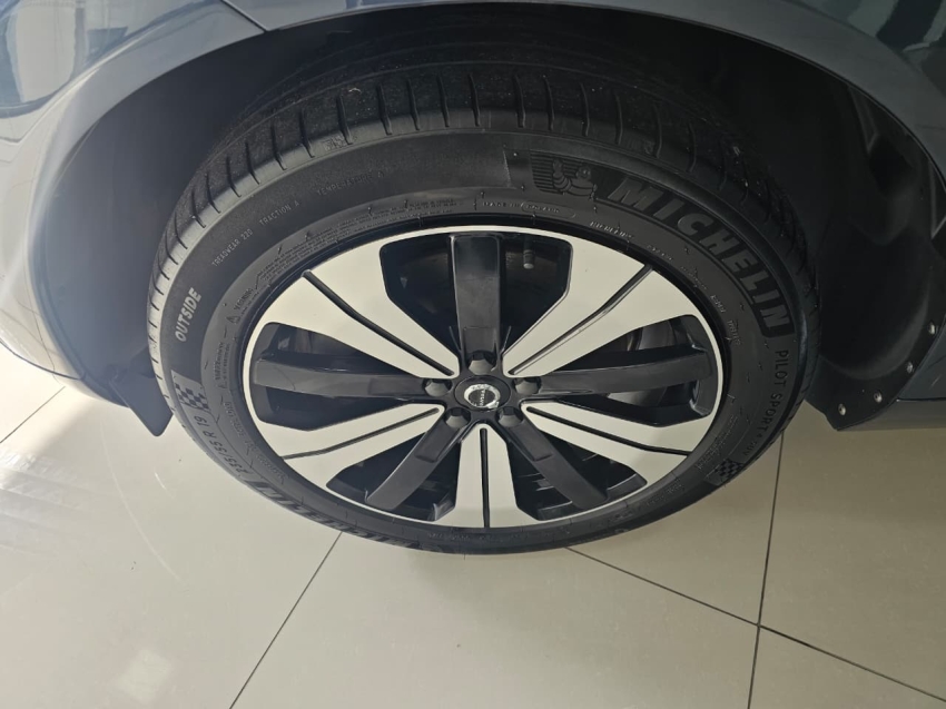 volvo xc60 2.0 t8 recharge plus awd geartronic hibrido 4p automatico 202315