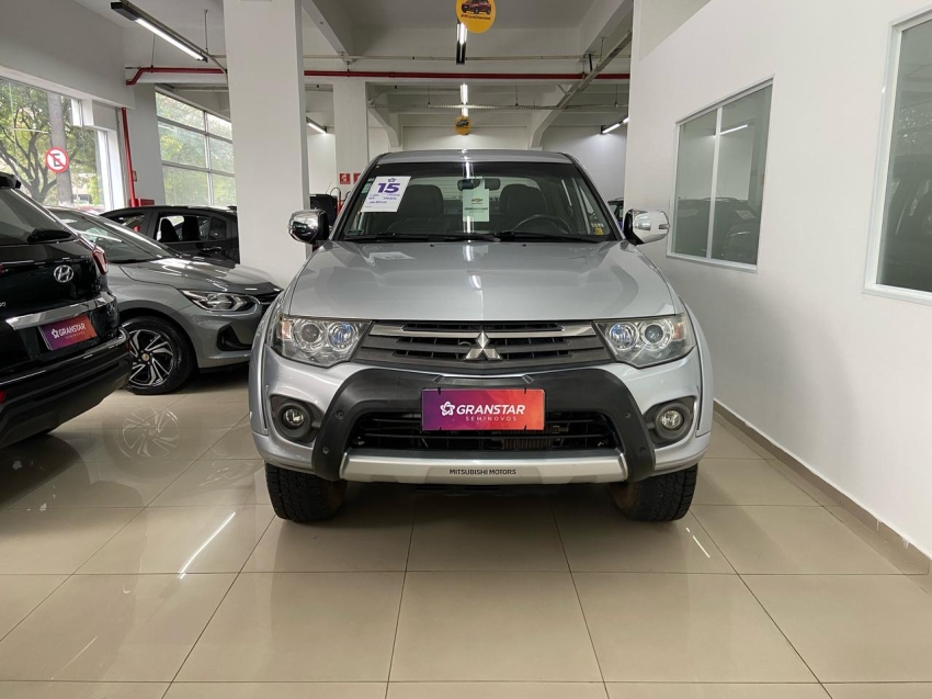 mitsubishi l200 triton 3.5 hpe 4x4 cd v6 24v flex 4p automatico 2015 mitsubishi l200 triton 3.5 hpe 4x4 cd v6 24v flex 4p automatico 2015