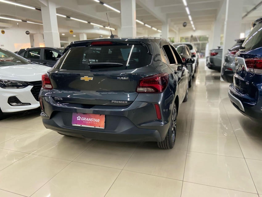 chevrolet onix 1.0 turbo flex premier automatico 4p 2025