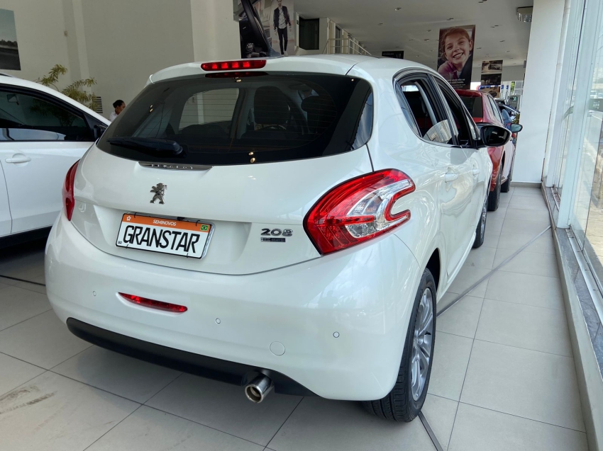 peugeot 208 1.6 griffe 16v flex 4p automatico 2015
