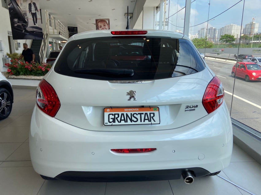 peugeot 208 1.6 griffe 16v flex 4p automatico 2015