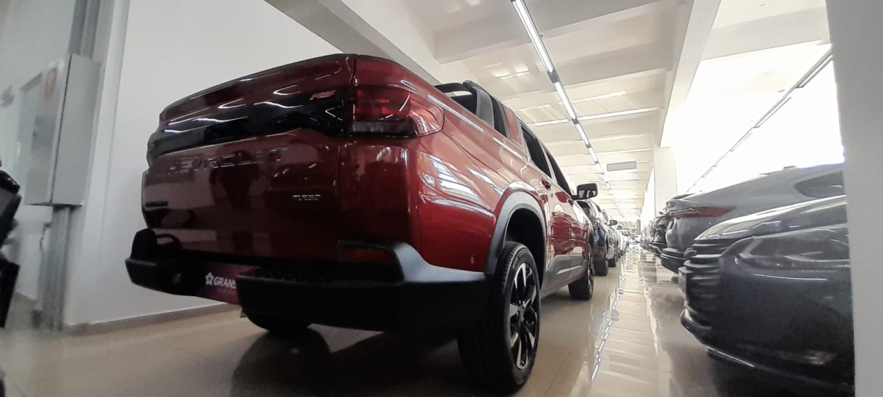 chevrolet montana 1.2 turbo flex rs automatico 4p 2025