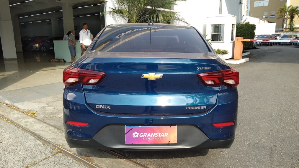 chevrolet onix 1.0 turbo flex premier automatico 4p 2024