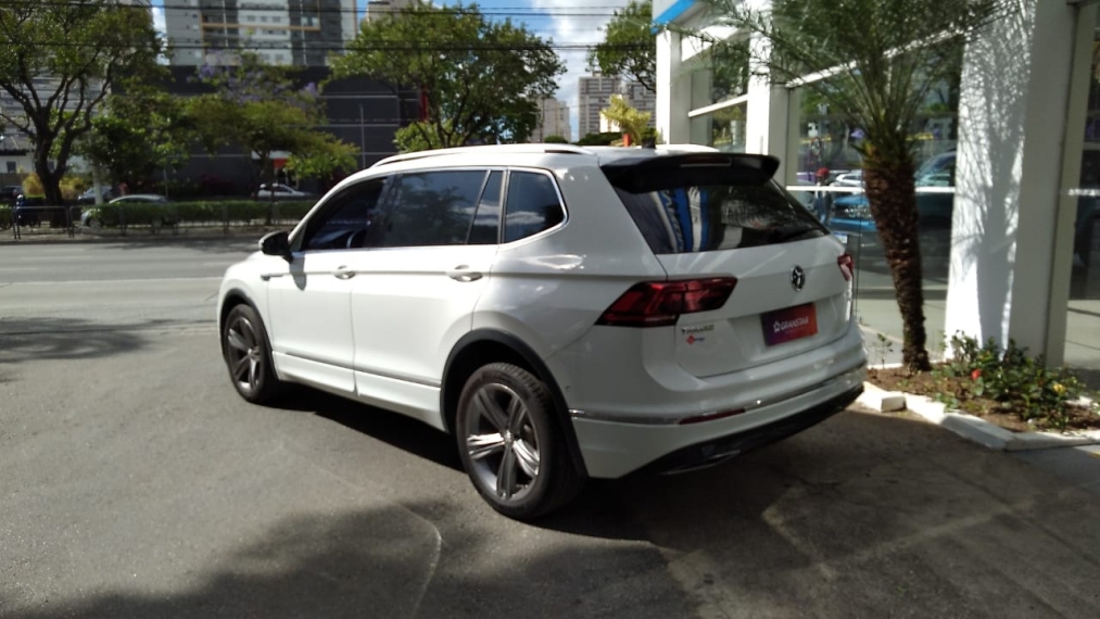 volkswagen tiguan 2.0 350 tsi gasolina allspace r-line 4motion dsg 4p automatico 20183 volkswagen tiguan 2.0 350 tsi gasolina allspace r-line 4motion dsg 4p automatico 20183