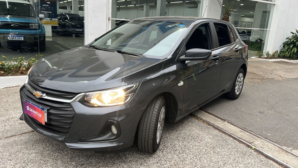 chevrolet onix 1.0 turbo flex automatico 4p 2025
