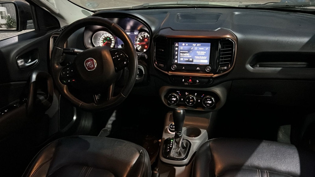 fiat toro 2.0 16v turbo diesel volcano 4wd at9 4p automatico 2021