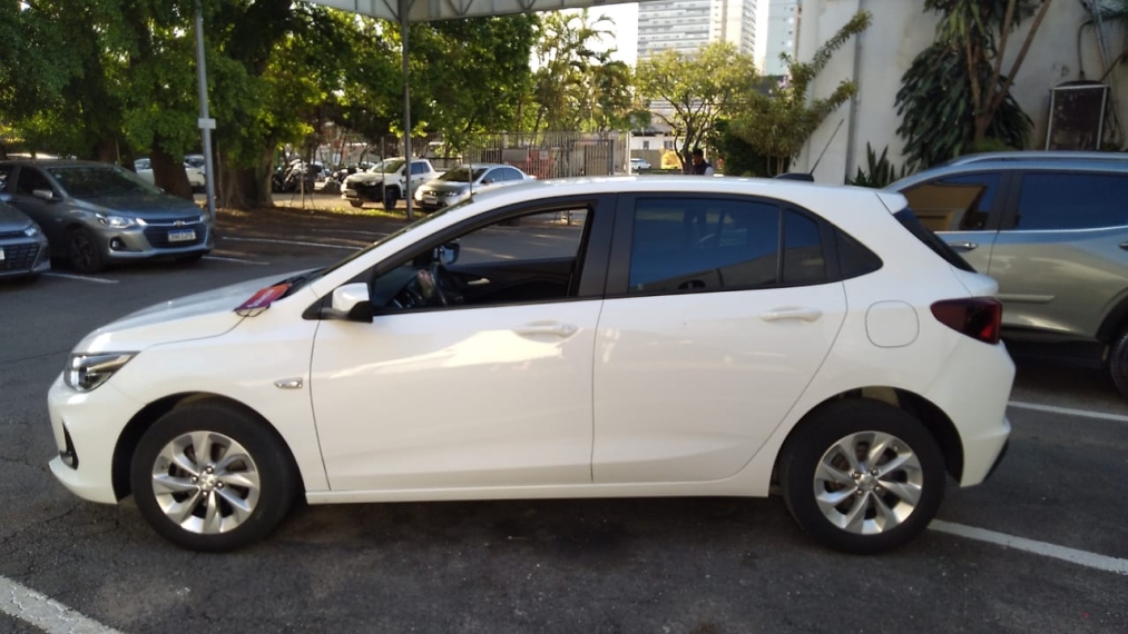 chevrolet onix 1.0 flex lt manual 4p 20205 chevrolet onix 1.0 flex lt manual 4p 20205