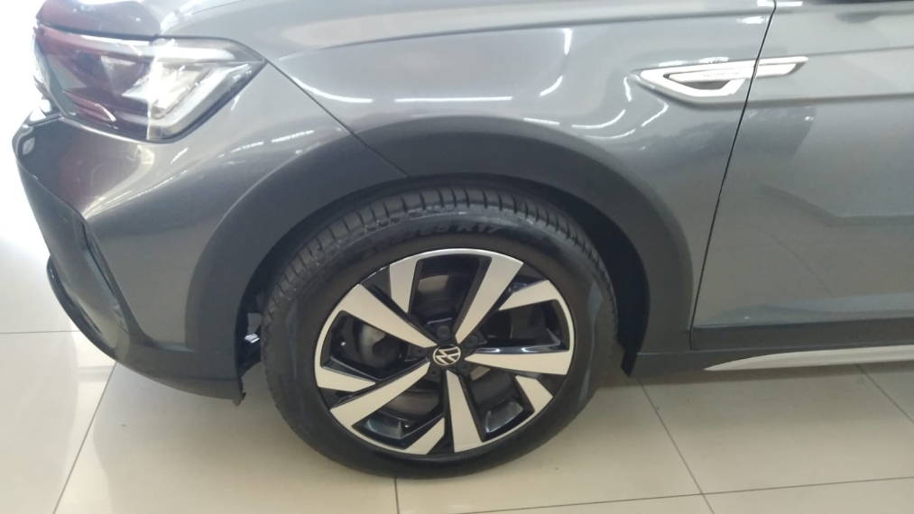 volkswagen nivus 1.0 200 tsi total flex highline automatico 4p 20241 volkswagen nivus 1.0 200 tsi total flex highline automatico 4p 20241