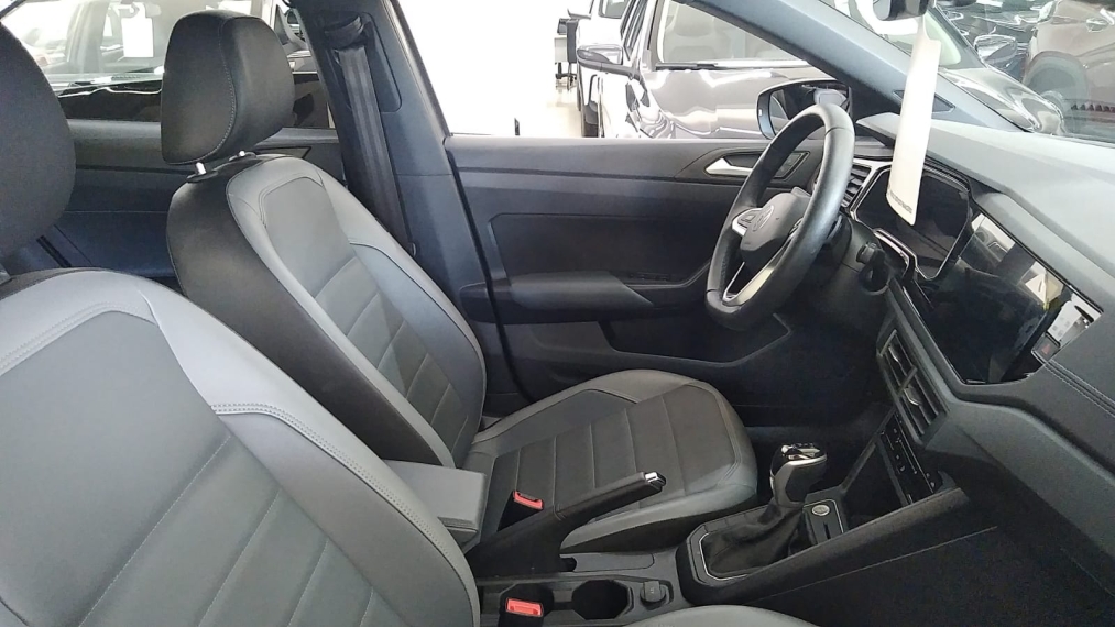 volkswagen nivus 1.0 200 tsi total flex highline automatico 4p 20248 volkswagen nivus 1.0 200 tsi total flex highline automatico 4p 20248