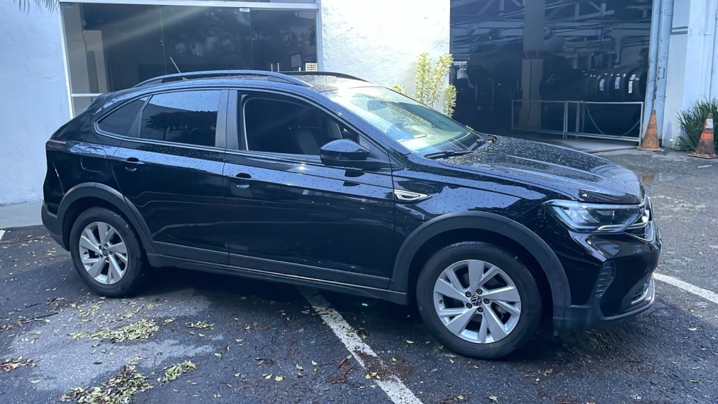 volkswagen nivus 1.0 200 tsi total flex comfortline automatico 4p 20213