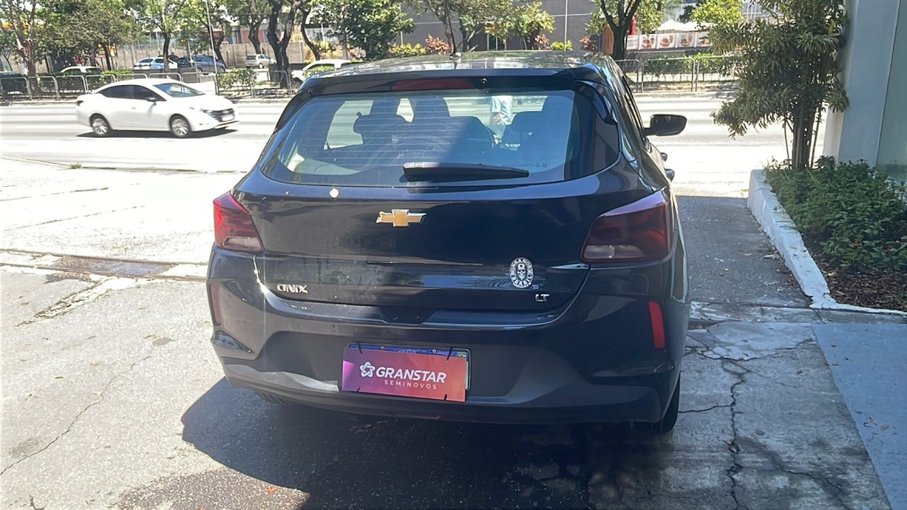 chevrolet onix 1.0 flex lt manual 4p 20215