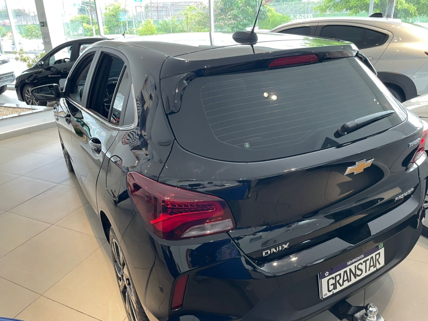 chevrolet onix 1.0 turbo flex premier automatico 4p 202510