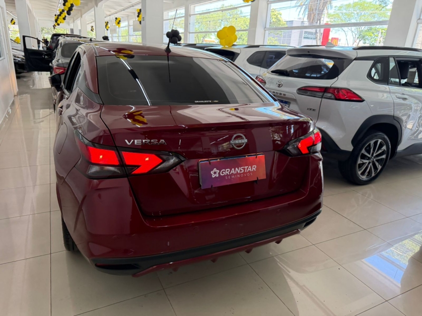 nissan versa 1.6 16v flex advance xtronic 4p automatico 20254