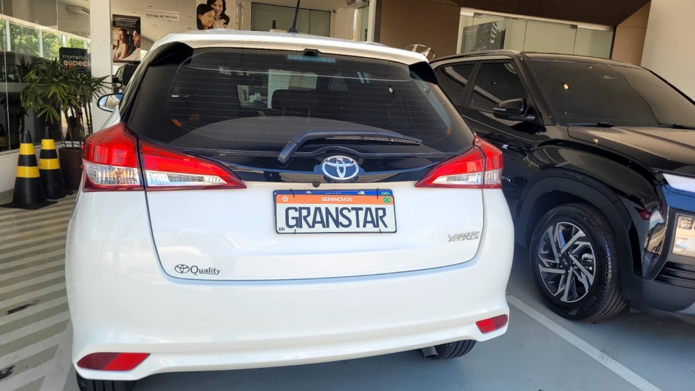 toyota yaris 1.5 16v flex xl multidrive 4p automatico 20247